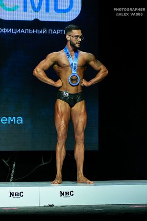 CLASSIC PHYSIQUE ЮНИОРЫ